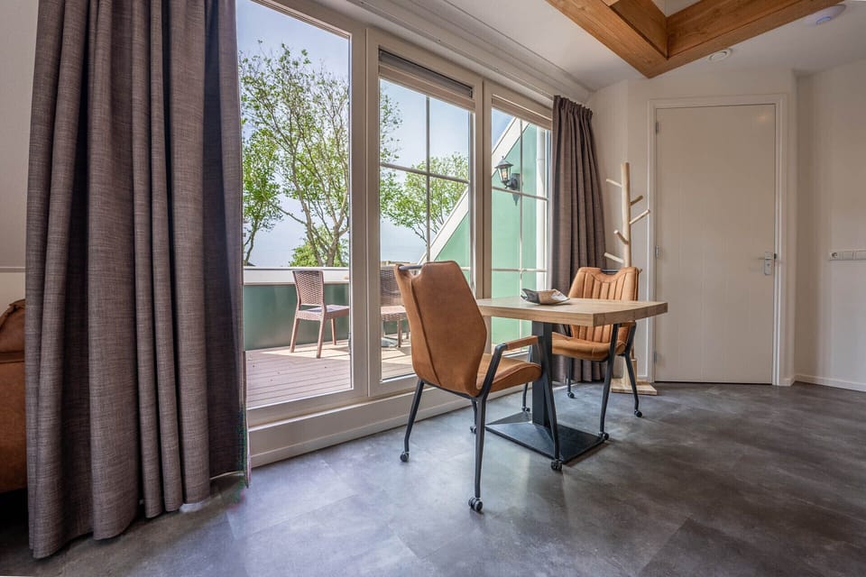 Dining room - De Witte Brugh- Buresteiger
