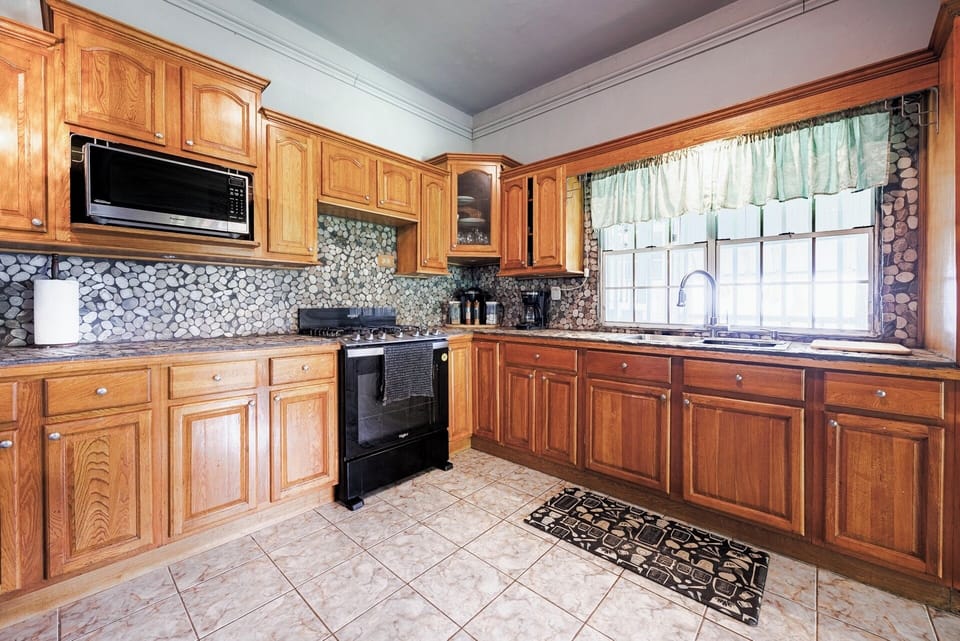 Stone Counter Kitchen