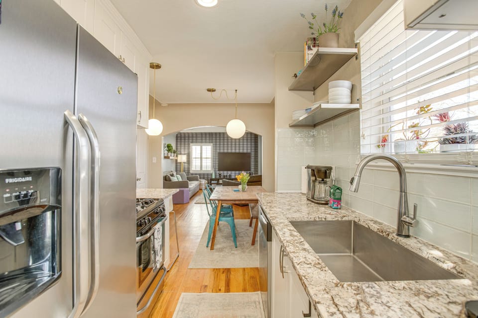 Kitchen & Dining Area | Main Level | Drip Coffee Maker | Dishwasher