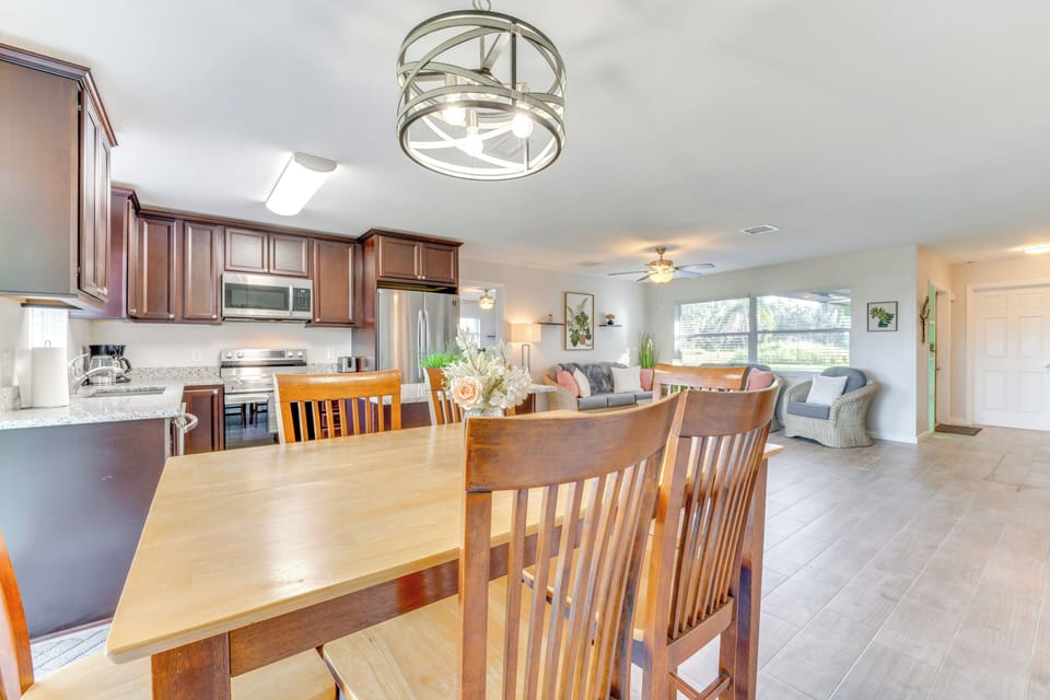 Living Space | Central A/C & Heating