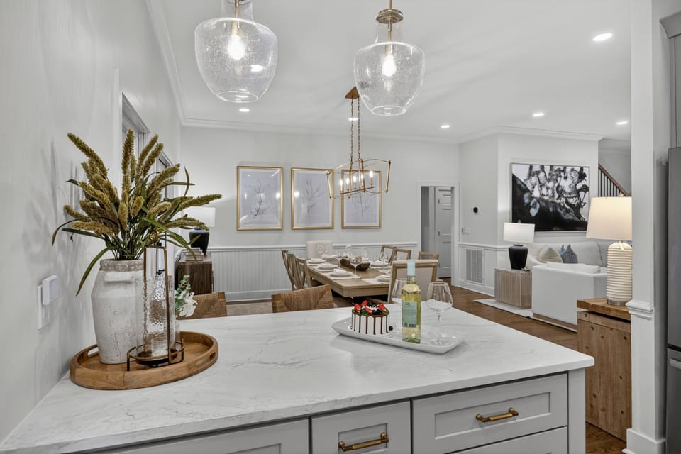 Fully Equipped Chef's Kitchen