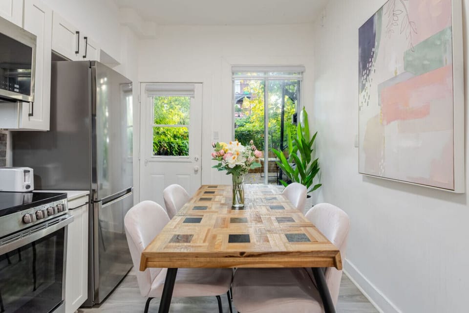 Kitchen and dining area
