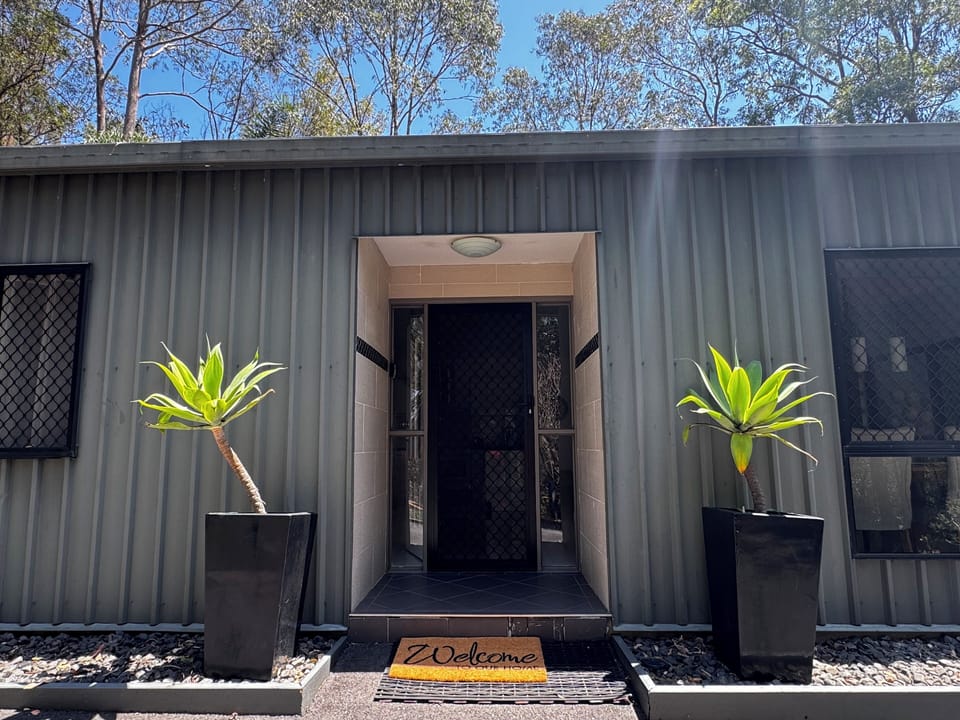 Entrance. (Alternate entrance located on back deck)
