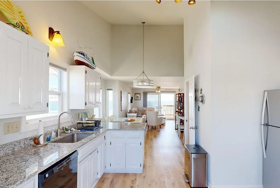 Kitchen with gorgeous views of the ocean and intercoastal waterway!
