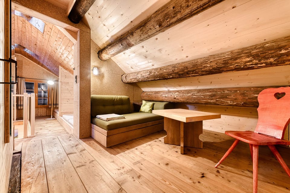 Chilling lounge at the Bernardas Hüsle holiday home in Schnepfau in the Bregenzerwald.