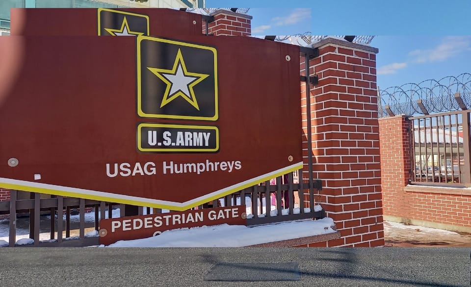 Humphreys Pedestrian gate is a 3~5 minute walk from this villa. very accessible