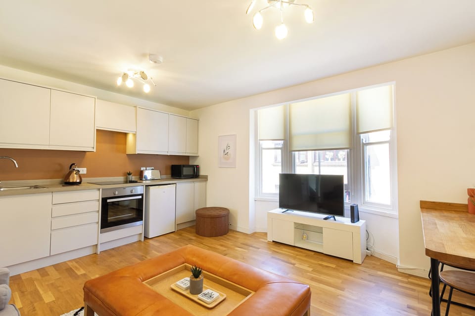 Kitchen (1)