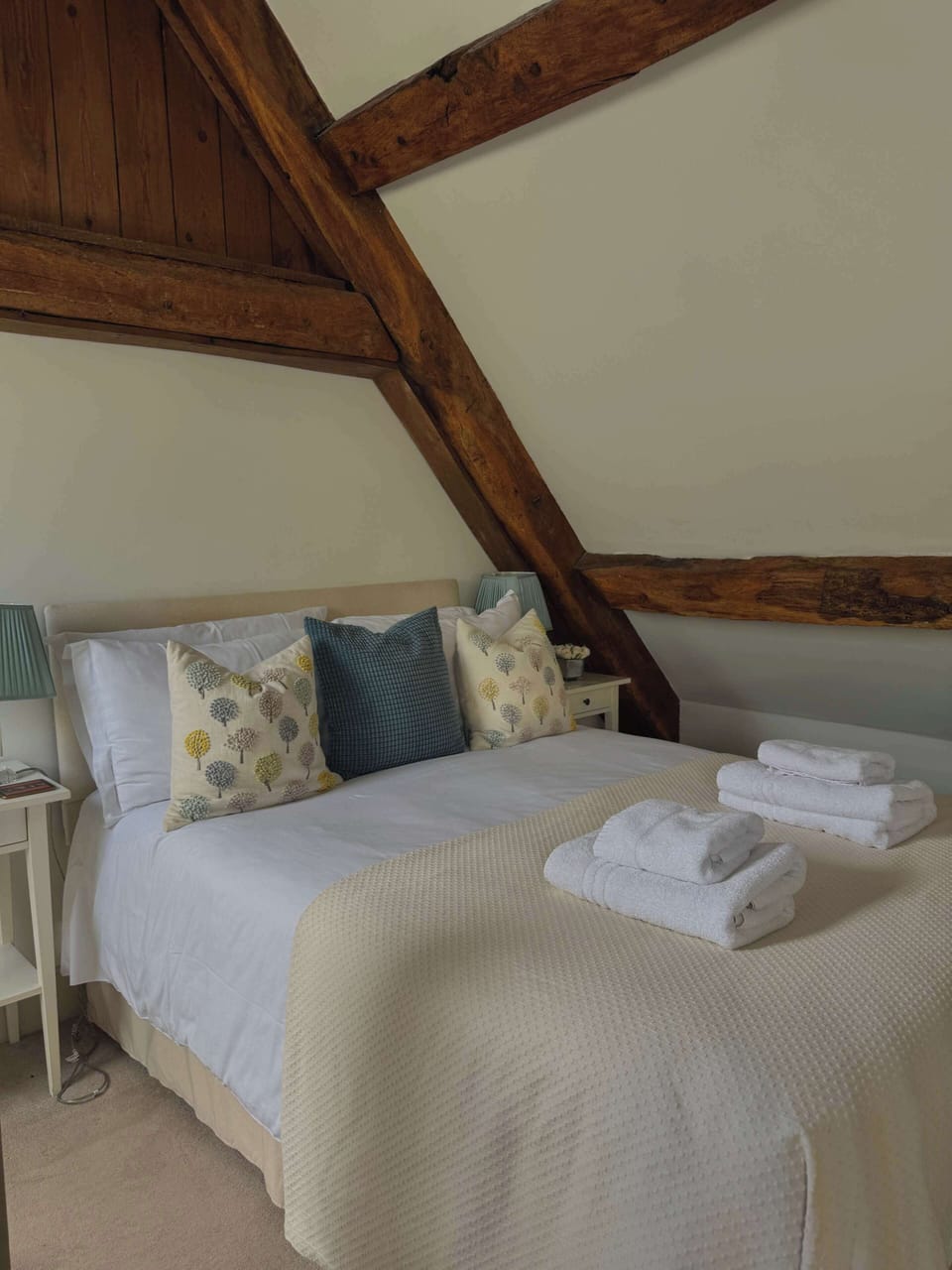 Mezzanine bedroom 1 double bed 