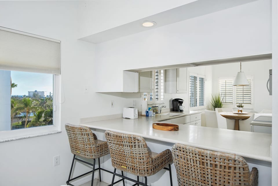 Breakfast Bar