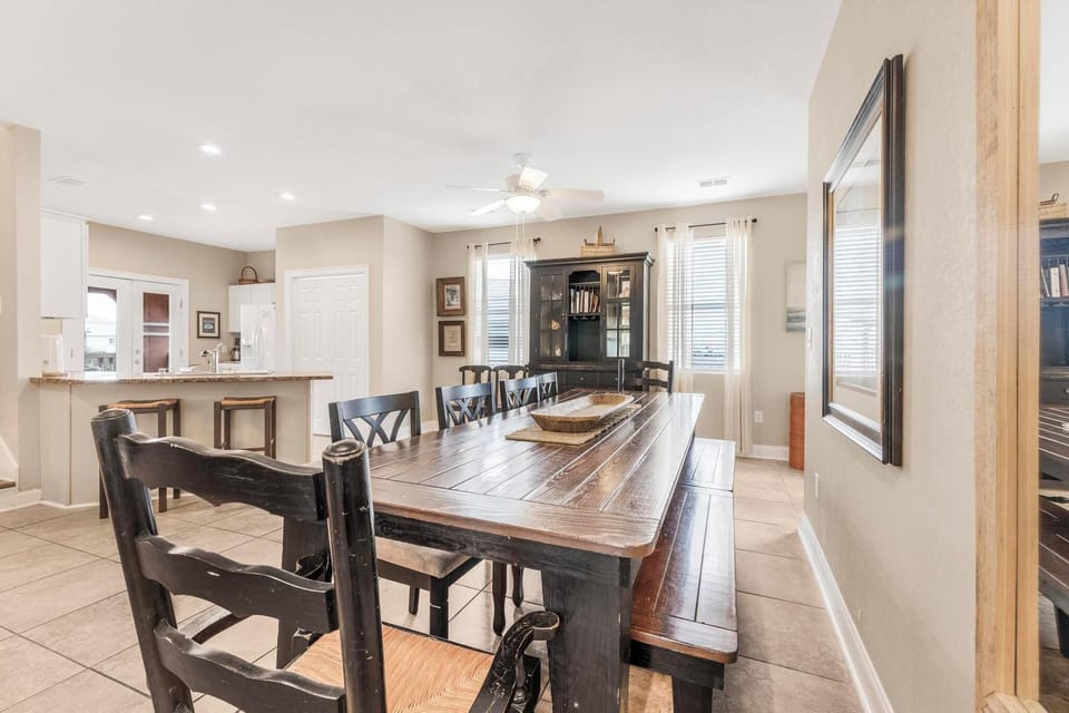 Dining room table
