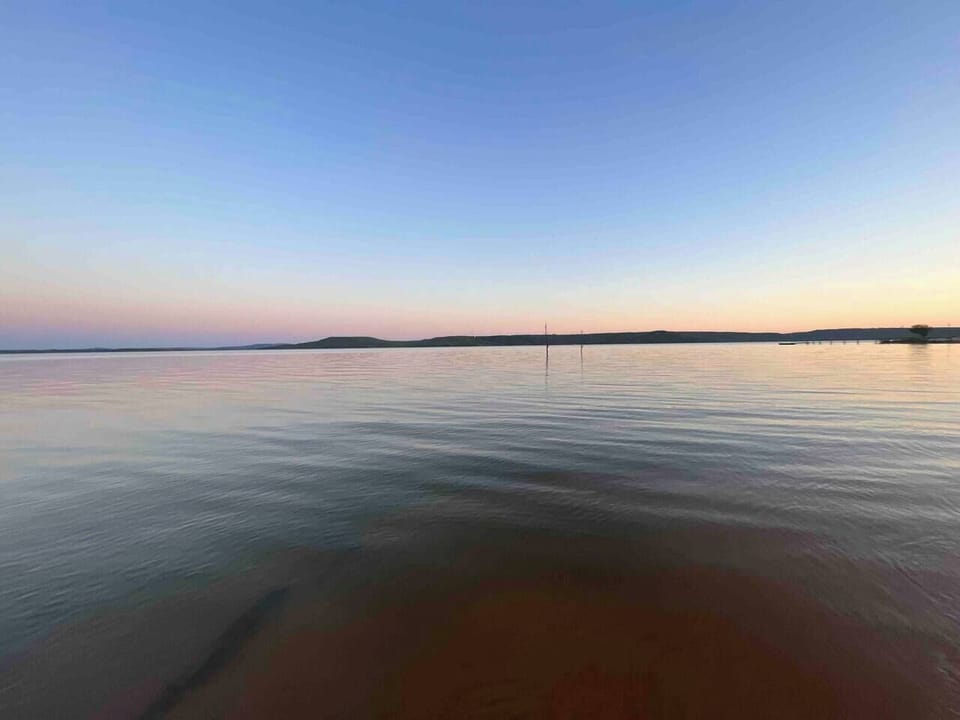 sunset views of Lake Eufaula can’t be beat and this exact view is a less than 60 second walk to see (1)