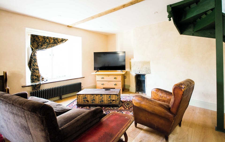 TV area with large smart TV 