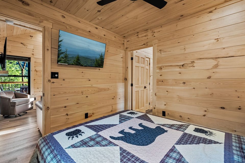 1st floor bedroom
