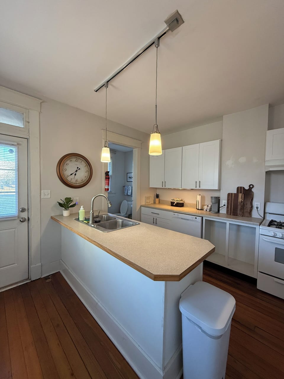 Kitchen island