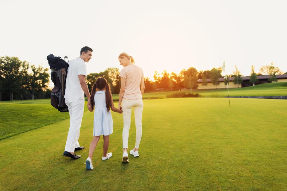 Create unforgettable family getaways at this static caravan on Grange Leisure Park in Mablethorpe, the ultimate destination for making cherished memories.