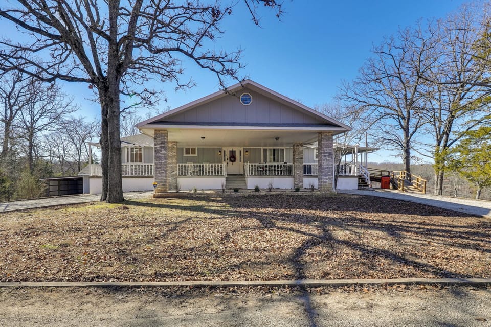 Eagle Rock Vacation Rental | 3BR | 3BA | 3,300 Sq Ft | Step-Free Entry