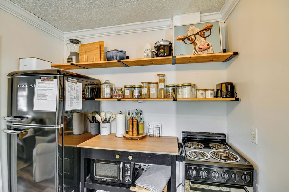 Kitchen | Cooking Basics | Dishware & Flatware