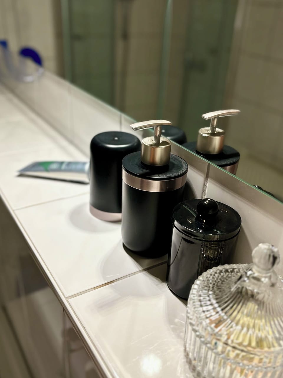 Bathroom amenities