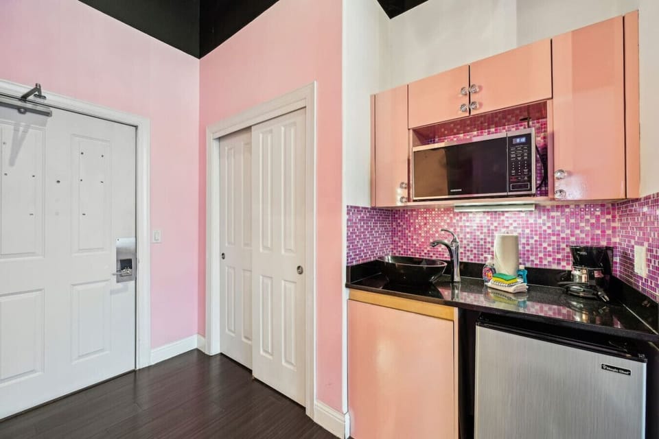 Kitchenette