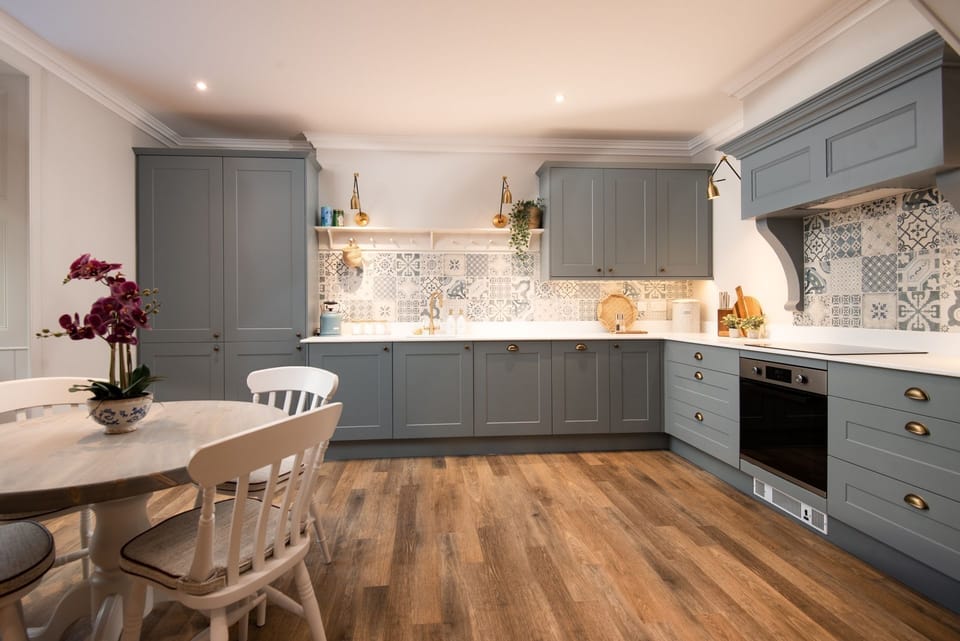 Coachman's Cottage - the kitchen in the open-plan living space