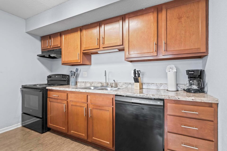 Fully stocked Kitchen