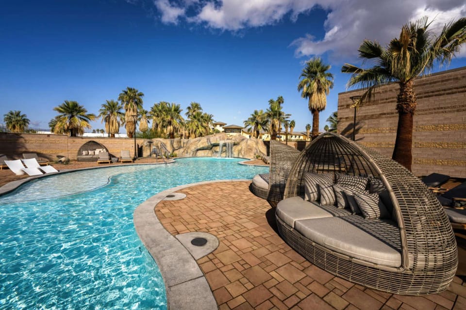 A spa experience is somewhat synonymous with Palm Springs; there are ample offerings available at just about every hotel in town. But The Spa at Séc-he is more than just a collection of treatment rooms, it’s a true center for wellness.