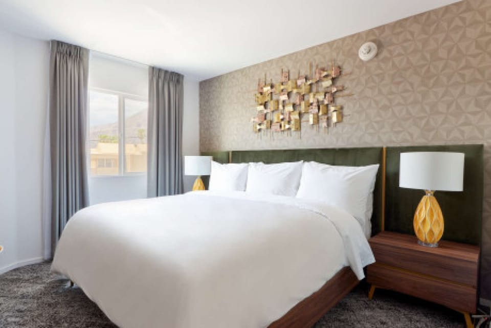 3.Standard King Room