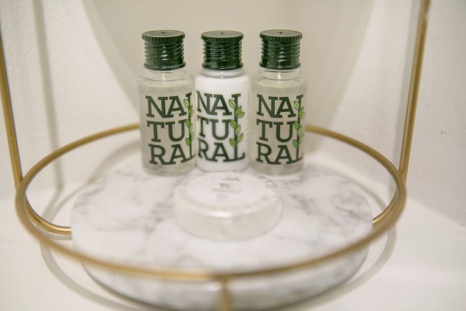 Bathroom amenities