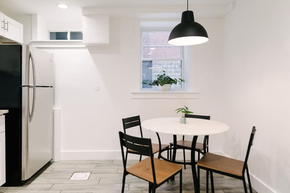 Dining Seating