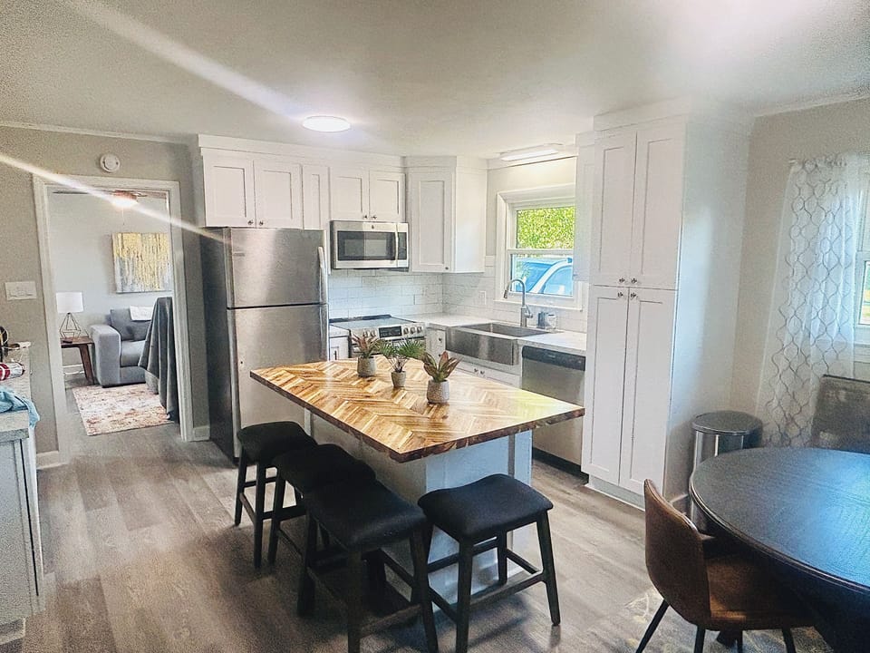 Kitchen with seating at island 