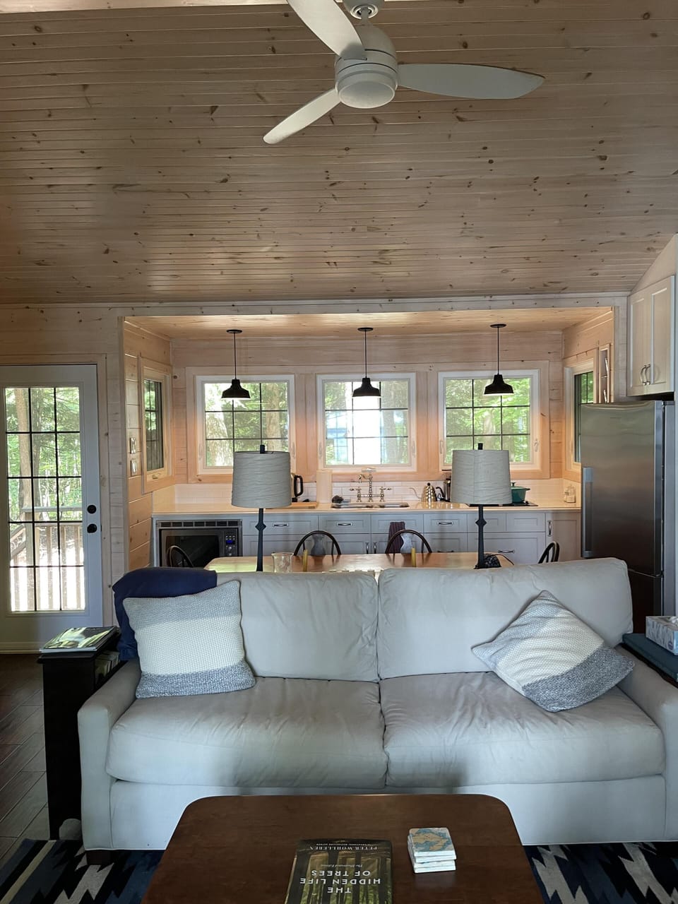 Guest Bunkie - Living Room
