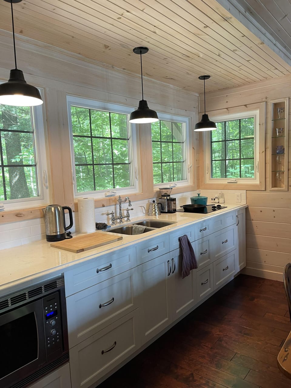 Guest Bunkie - Kitchenette
