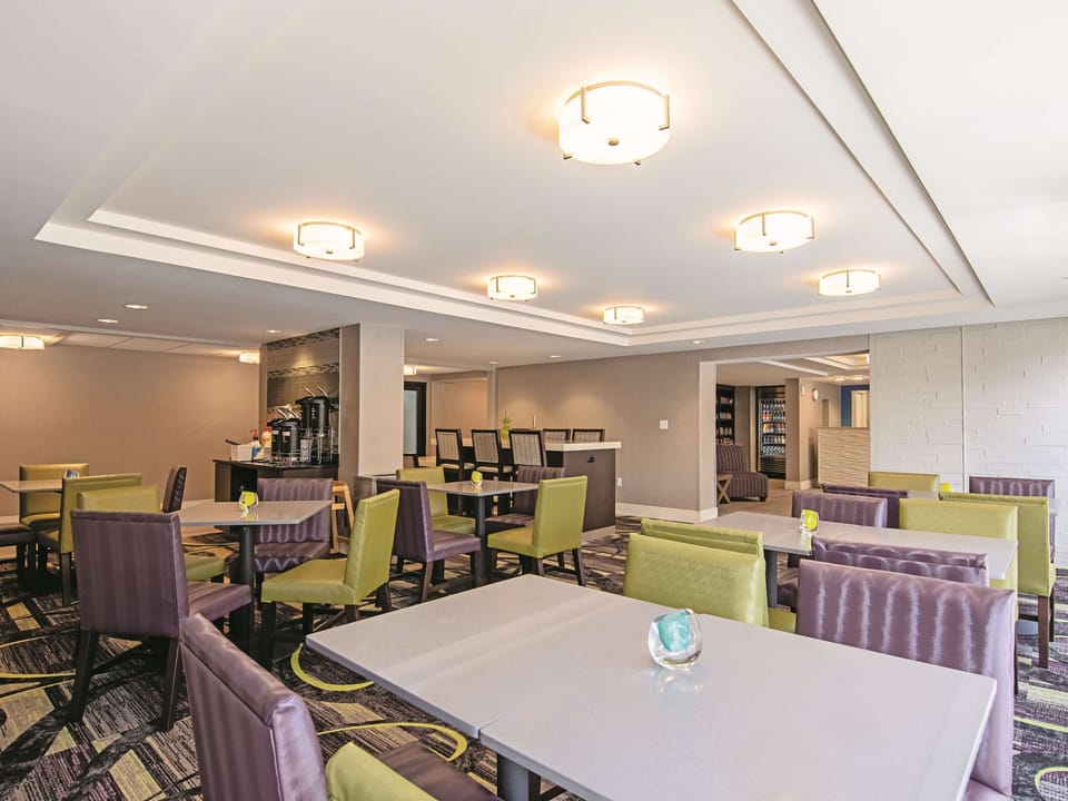 Gather comfortably over breakfast in a cheerful, spacious dining room.