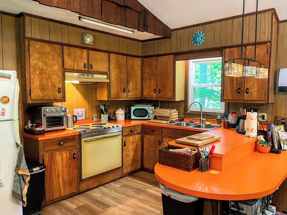 "The house has everything you need to comfortably prepare food." - Guest review