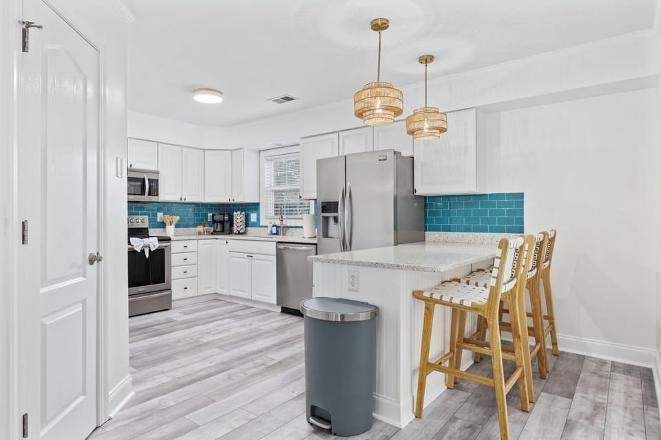 Beautiful, fully equipped kitchen