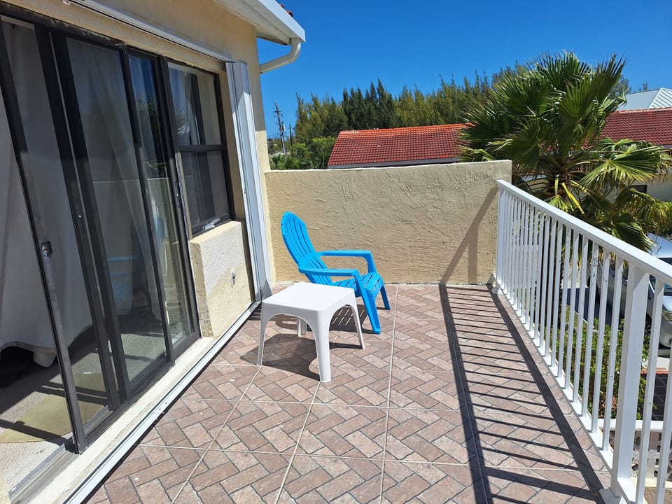 2nd Floor Balcony 