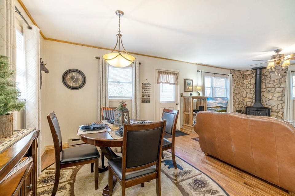Dining Area--- Open Floor Plan