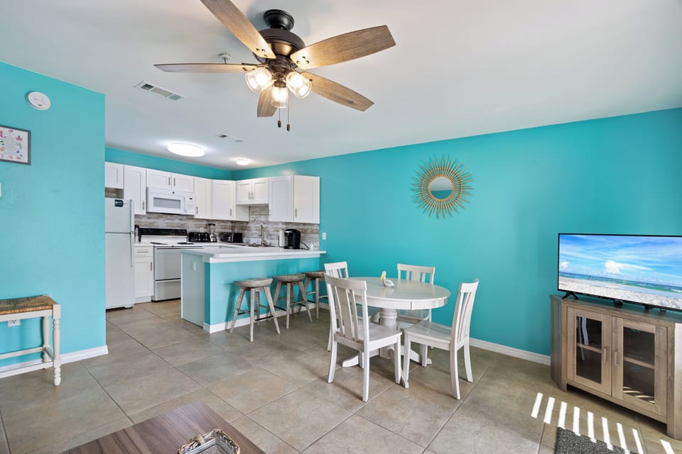 Beach Vibe Condo at Grand Caribbean East - Adorable kitchen is fully equipped.