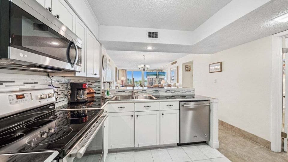Bright & Open Kitchen.