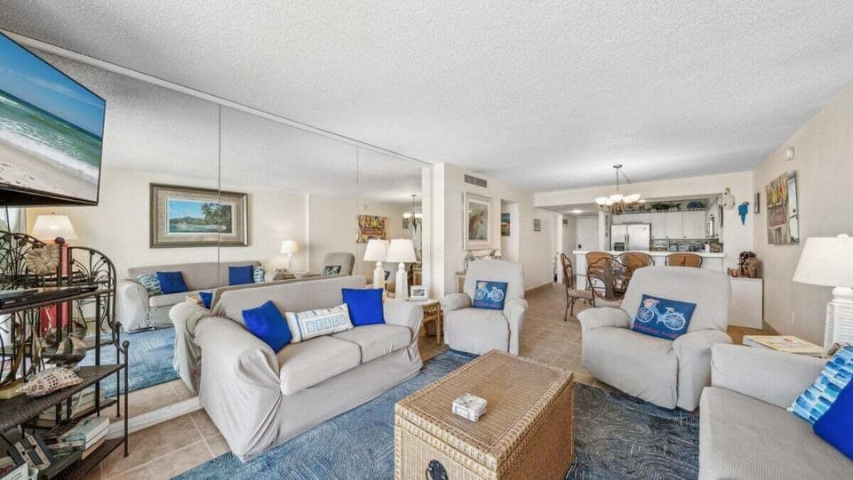 Living room with recliners