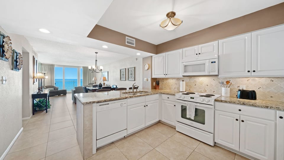 Who doesn't love a white kitchen?