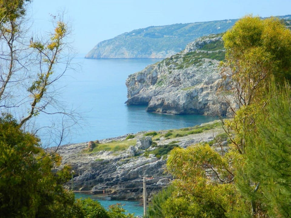 Marina di Novaglie 8 km 