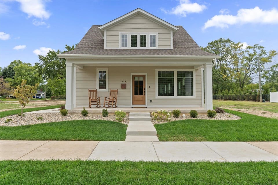 Relaxing front porch
