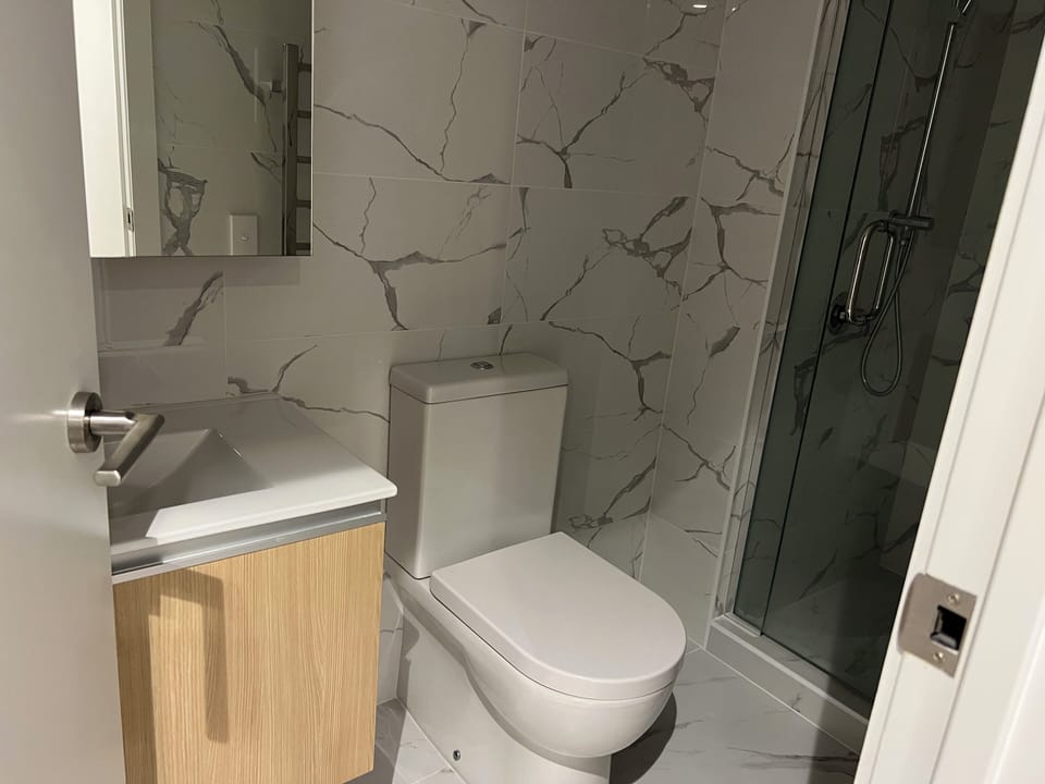 2X bathrooms
