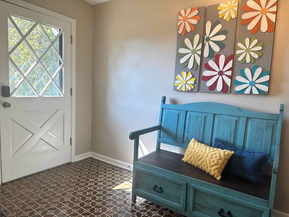 Entryway - Keypad Front Door