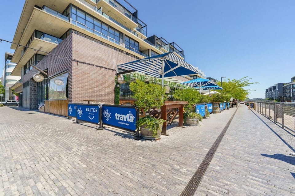 The Kingston Foreshore is just a short stroll from the property, offering a selection of vibrant restaurants and peaceful walking paths along the water.