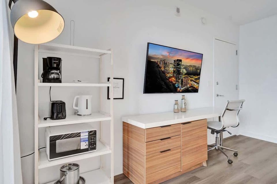 Apartment and Amenities