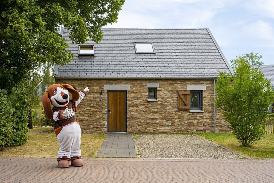 Holiday Home Exterior [summer]