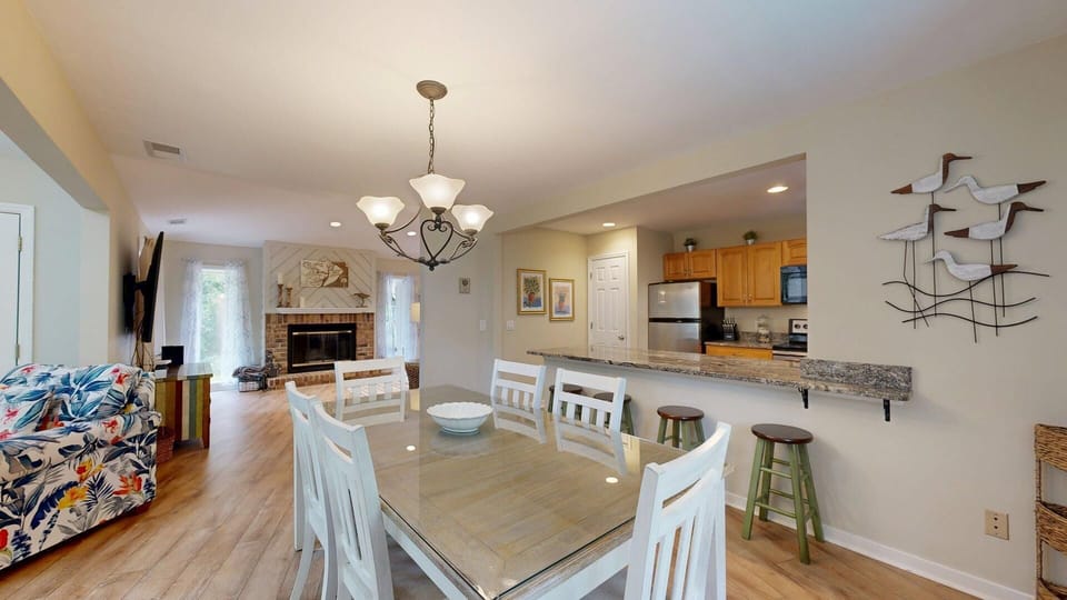 Dining Room and Kitchen