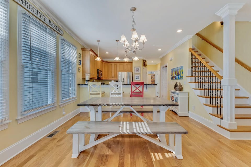 Eating Area (2nd Floor)